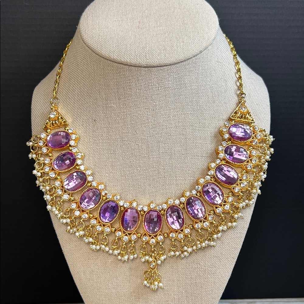 Elegant Gold and Purple Statement Necklace